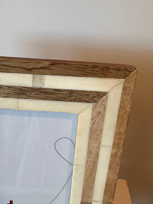 Natural Accent Frame