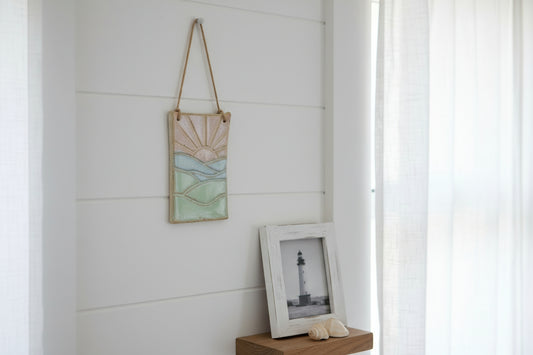 Sunrise wall hanger
