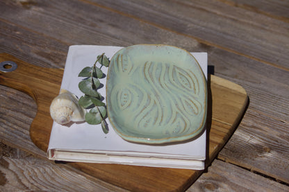 Oblong ceramic side plates