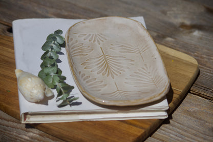 Oblong ceramic side plates